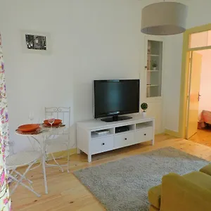 https://barracao-de-alfama-apartments.hotels-lisbon-portugal.com